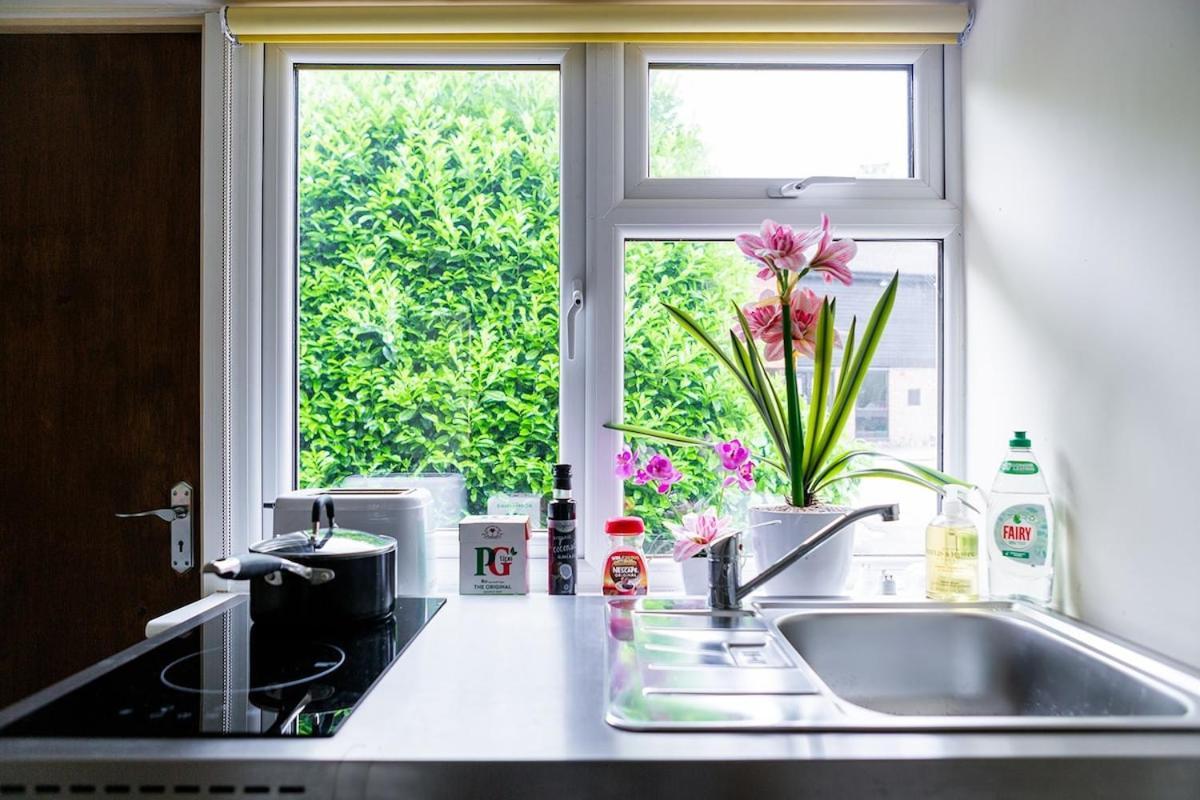 New Snug Doubleensuite In Central Forest Row Esterno foto