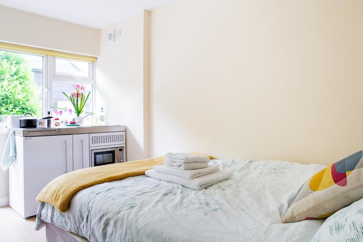 New Snug Doubleensuite In Central Forest Row Esterno foto
